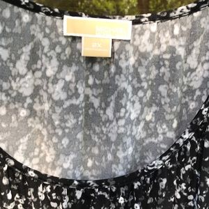 MICHAEL Michael Kors Tops - Synced bottomed Blouse 👚 MICHAEL Michael Kors Tops - Synced bottomed Blouse 👚